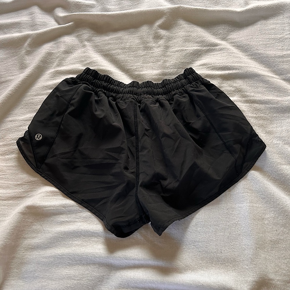 Black lululemon shorts hotty hot 2.5” size 6